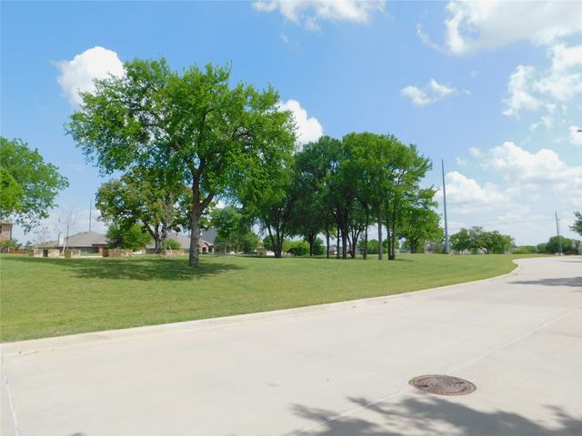 2905 Lipizzan Drive, Denton, TX 76210