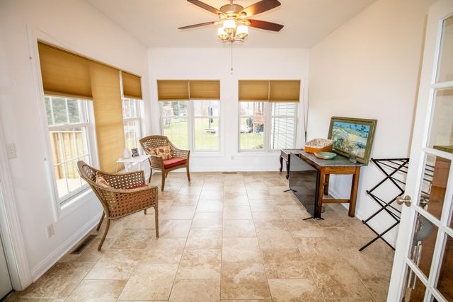 200 Pheasant Lane, Hudson, IA 50643