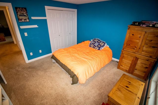 200 Pheasant Lane, Hudson, IA 50643