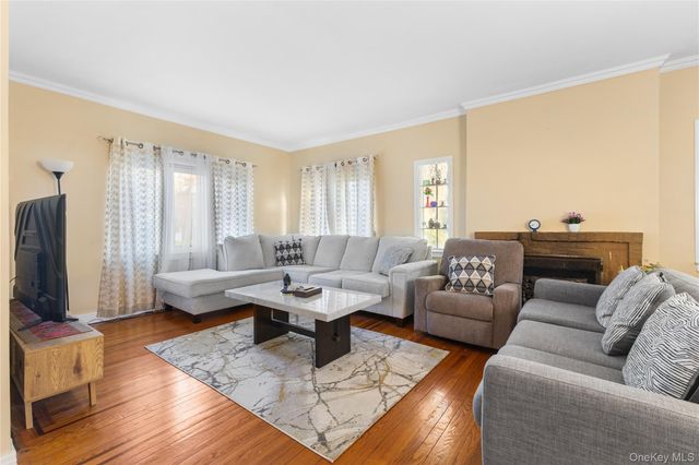 13156 229th Street, Laurelton, NY 11413