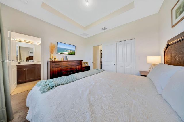 11379 SW 248th Ter, Homestead, FL 33032