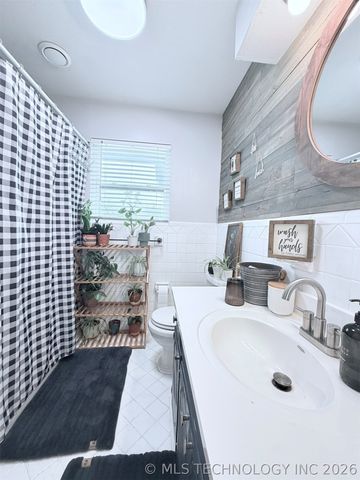 1101 E Hanna Avenue, Davis, OK 73030