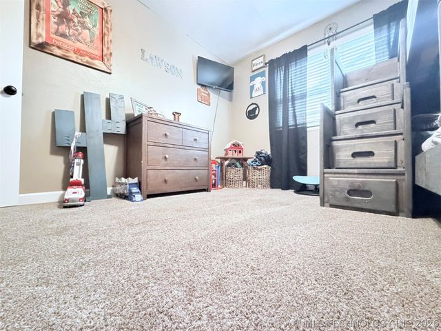 1101 E Hanna Avenue, Davis, OK 73030