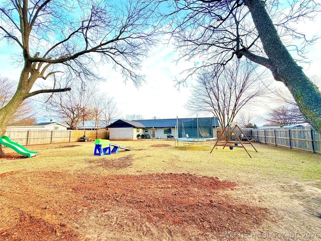 1101 E Hanna Avenue, Davis, OK 73030