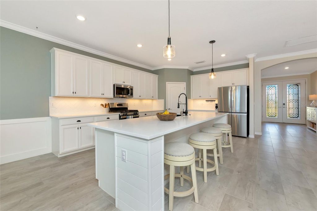 Image 11 of property listing at 17614 POLO TRAIL, Bradenton, FL 34211