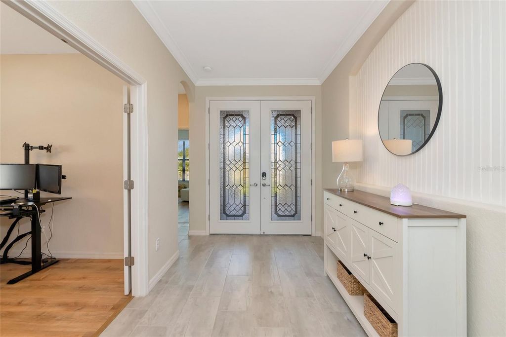 Image 4 of property listing at 17614 POLO TRAIL, Bradenton, FL 34211