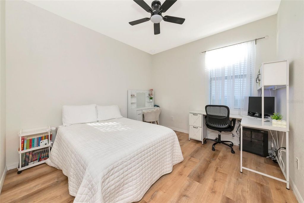 Image 35 of property listing at 17614 POLO TRAIL, Bradenton, FL 34211