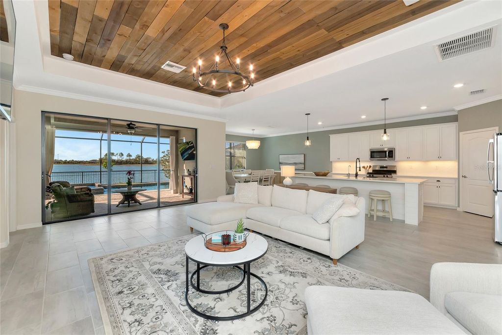 Image 8 of property listing at 17614 POLO TRAIL, Bradenton, FL 34211