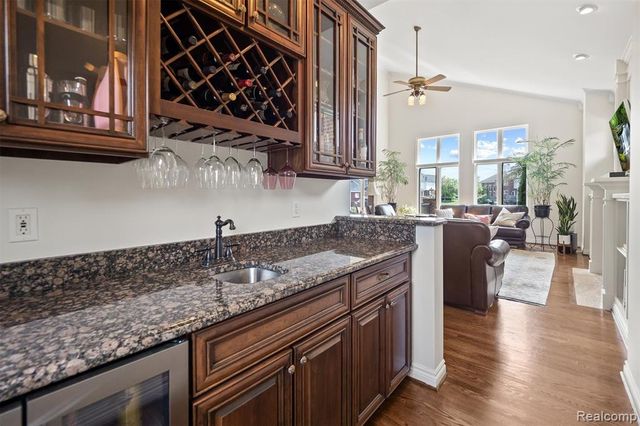 54468 Flamingo Drive, Shelby Twp, MI 48315