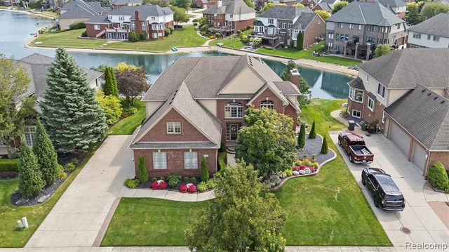 54468 Flamingo Drive, Shelby Twp, MI 48315