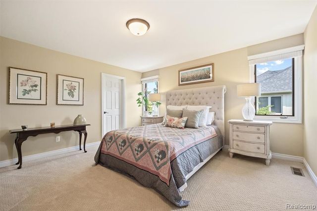 54468 Flamingo Drive, Shelby Twp, MI 48315