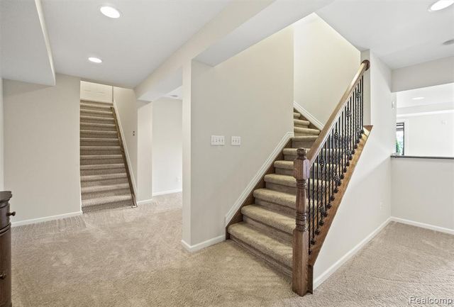 54468 Flamingo Drive, Shelby Twp, MI 48315