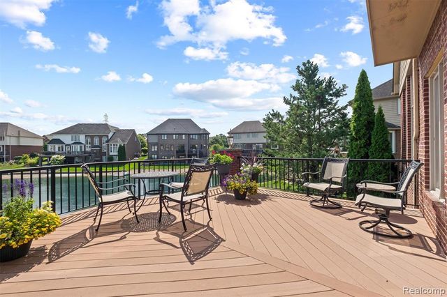 54468 Flamingo Drive, Shelby Twp, MI 48315