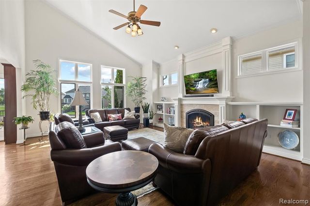 54468 Flamingo Drive, Shelby Twp, MI 48315