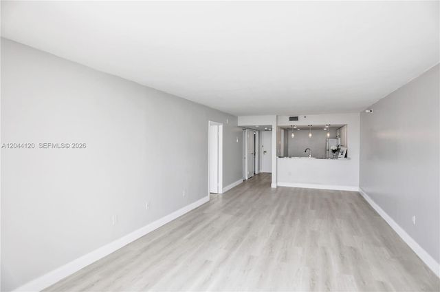 555 NE 15th St 20I, Miami, FL 33132