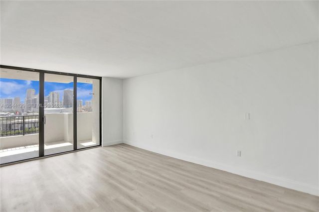 555 NE 15th St 20I, Miami, FL 33132