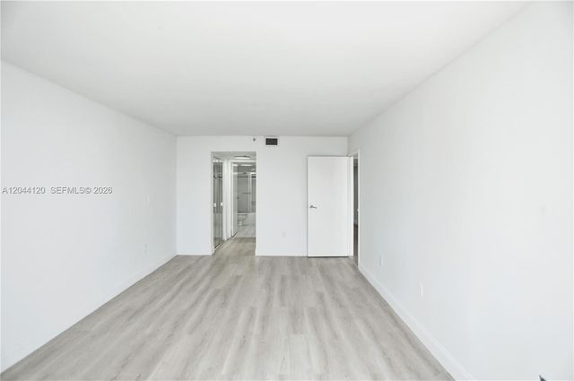 555 NE 15th St 20I, Miami, FL 33132