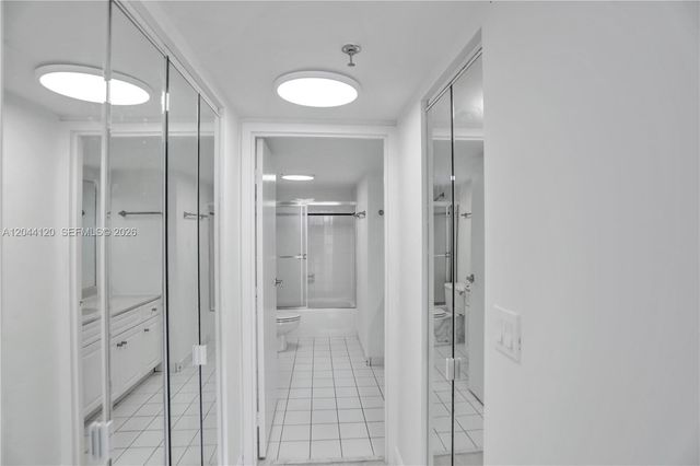 555 NE 15th St 20I, Miami, FL 33132