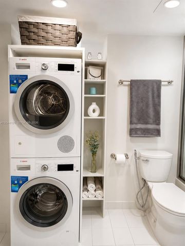 555 NE 15th St 20I, Miami, FL 33132