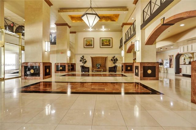 555 NE 15th St 20I, Miami, FL 33132