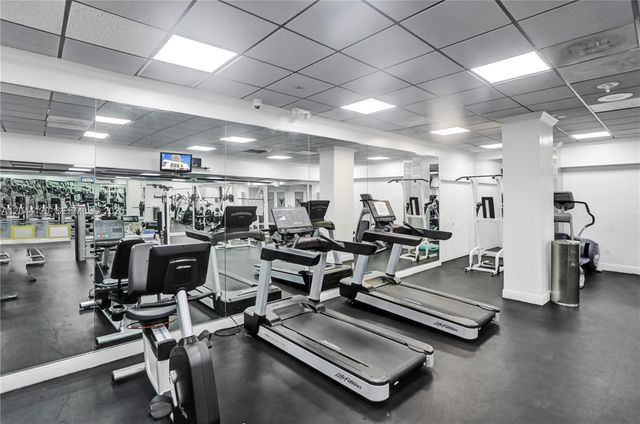 555 NE 15th St 20I, Miami, FL 33132
