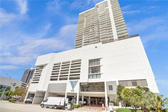 555 NE 15th St 20I, Miami, FL 33132