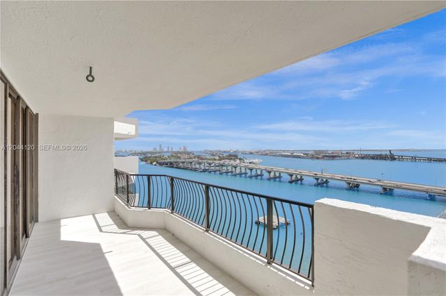 555 NE 15th St 20I, Miami, FL 33132