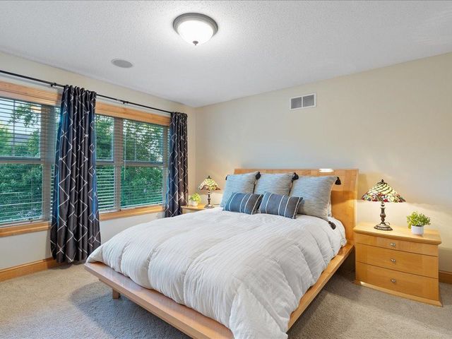 4112 Regent Avenue N, Robbinsdale, MN 55422