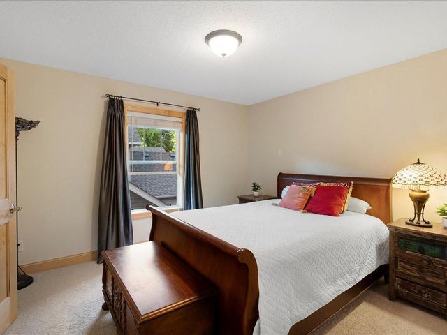 4112 Regent Avenue N, Robbinsdale, MN 55422