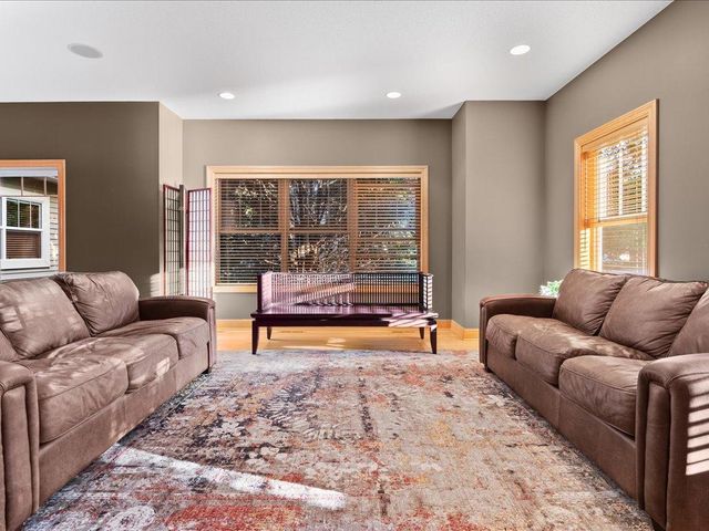 4112 Regent Avenue N, Robbinsdale, MN 55422