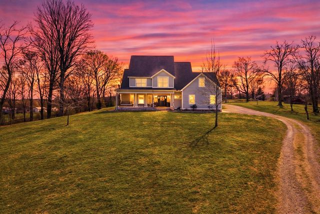 126 Laurelwood Dr, Shelbyville, TN 37160