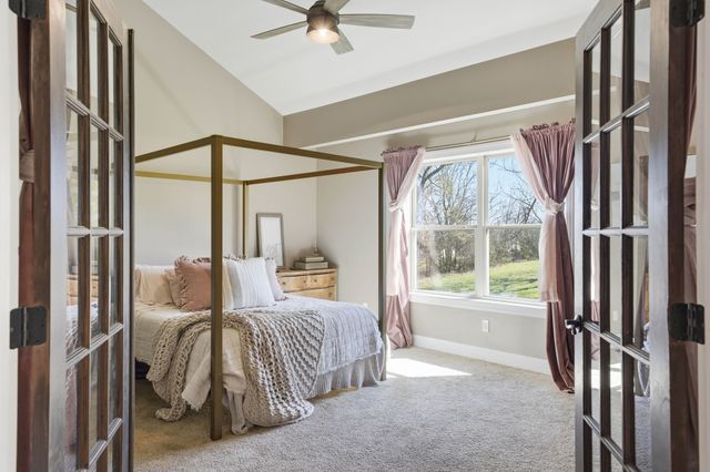 126 Laurelwood Dr, Shelbyville, TN 37160