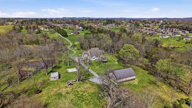 126 Laurelwood Dr, Shelbyville, TN 37160