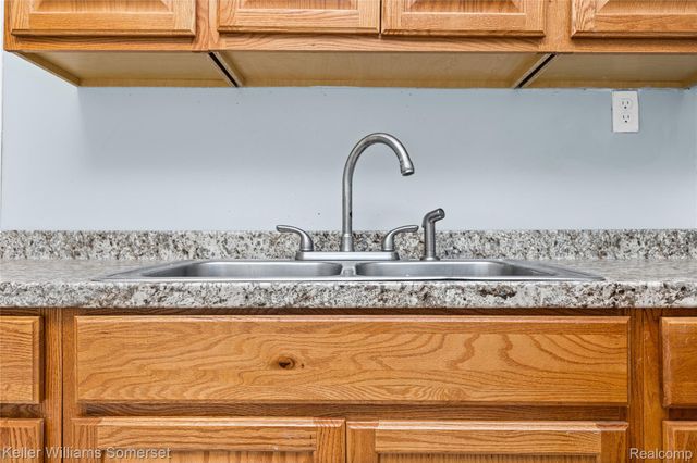 17167 Hasse Street, Hamtramck, MI 48212