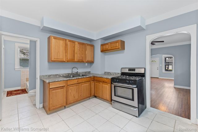 17167 Hasse Street, Hamtramck, MI 48212