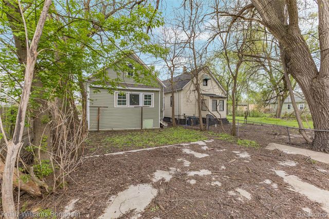 17167 Hasse Street, Hamtramck, MI 48212