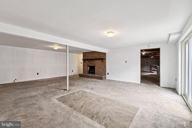 11430 HARTON ST, Manassas, VA 20112