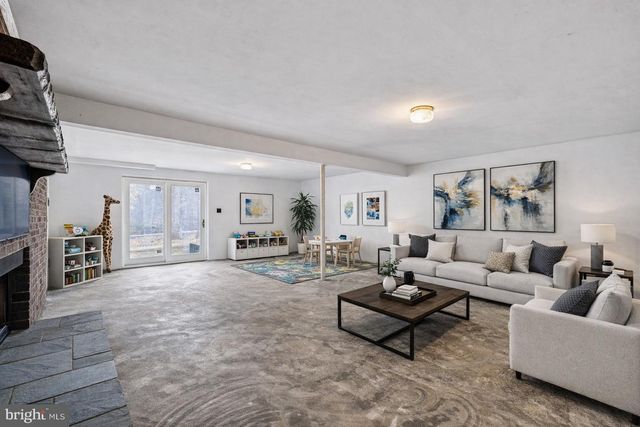 11430 HARTON ST, Manassas, VA 20112