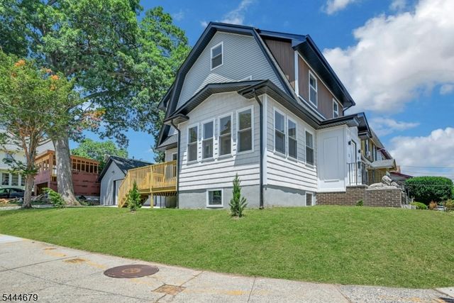 65 Eastern Pkwy, Newark City, NJ 07106