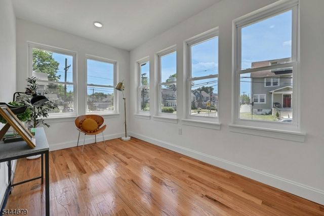 65 Eastern Pkwy, Newark City, NJ 07106