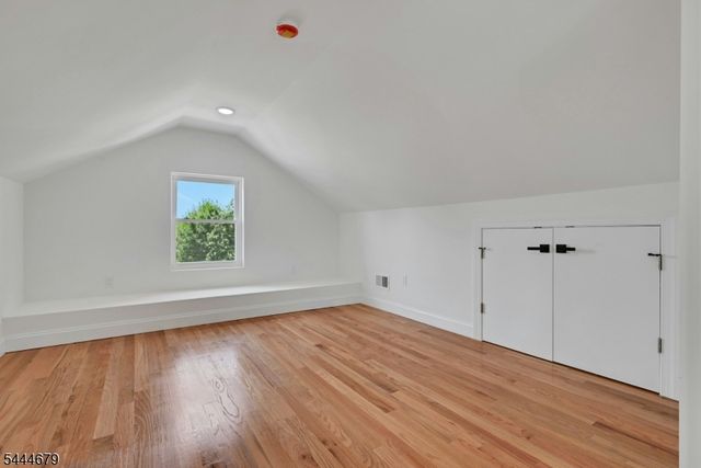 65 Eastern Pkwy, Newark City, NJ 07106