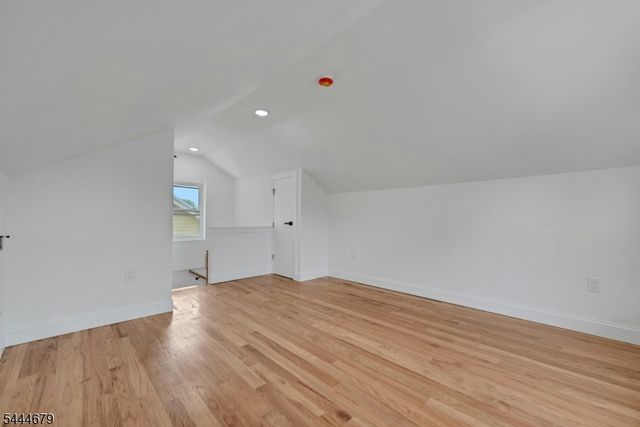 65 Eastern Pkwy, Newark City, NJ 07106
