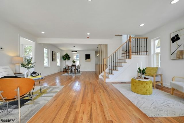 65 Eastern Pkwy, Newark City, NJ 07106
