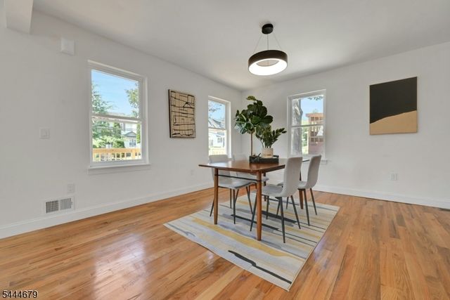 65 Eastern Pkwy, Newark City, NJ 07106
