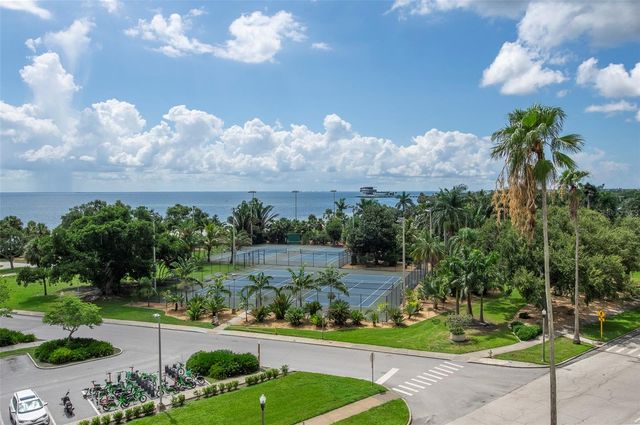 1200 N SHORE DRIVE NE 208, St Petersburg, FL 33701