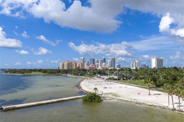 1200 N SHORE DRIVE NE 208, St Petersburg, FL 33701