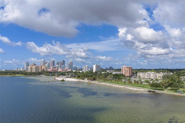 1200 N SHORE DRIVE NE 208, St Petersburg, FL 33701