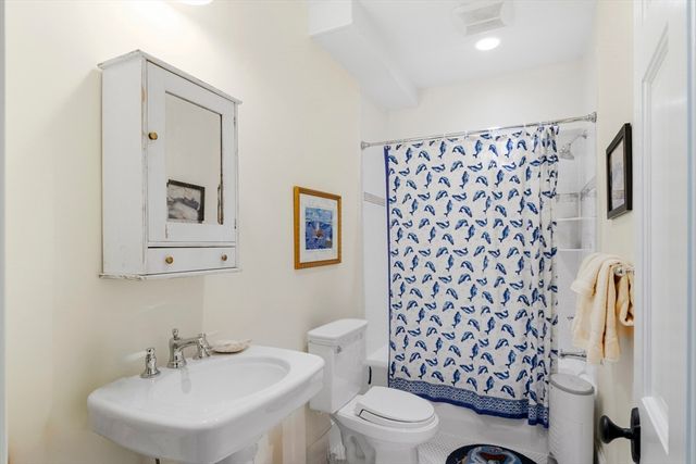 28 Bosworth Street, Nantucket, MA 02554