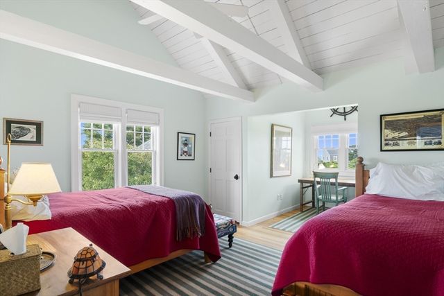 28 Bosworth Street, Nantucket, MA 02554