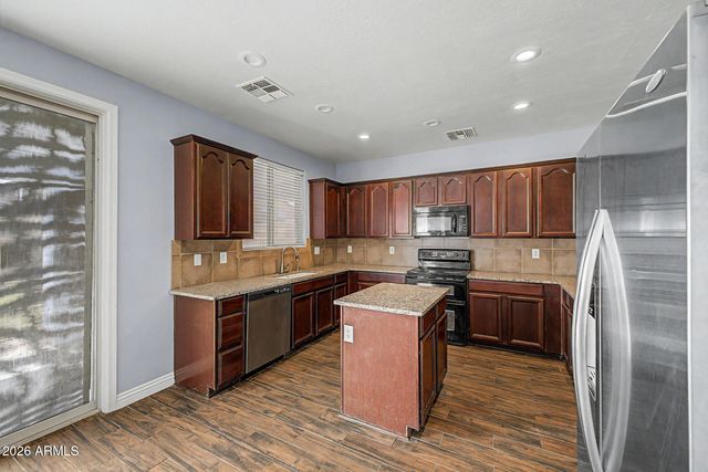 3611 E AMARILLO Way, San Tan Valley, AZ 85140